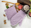 Crafted with care, these light lilac linen oven mitten sets are the perfect companions for your culinary adventures.