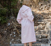 Wrap yourself in our quartz rose linen bathrobe and enjoy the exceptional comfort, elegance and breathability of natural linen. Our linen bathrobe is designed and crafted with exceptional attention to details.