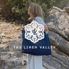 Navy blue linen tote bags designed and made for long, comfortable and sustainable use. Whether you're going to the beach, planning a visit to the market, or taking your baked cake to friends, our linen bag is always perfect for you.